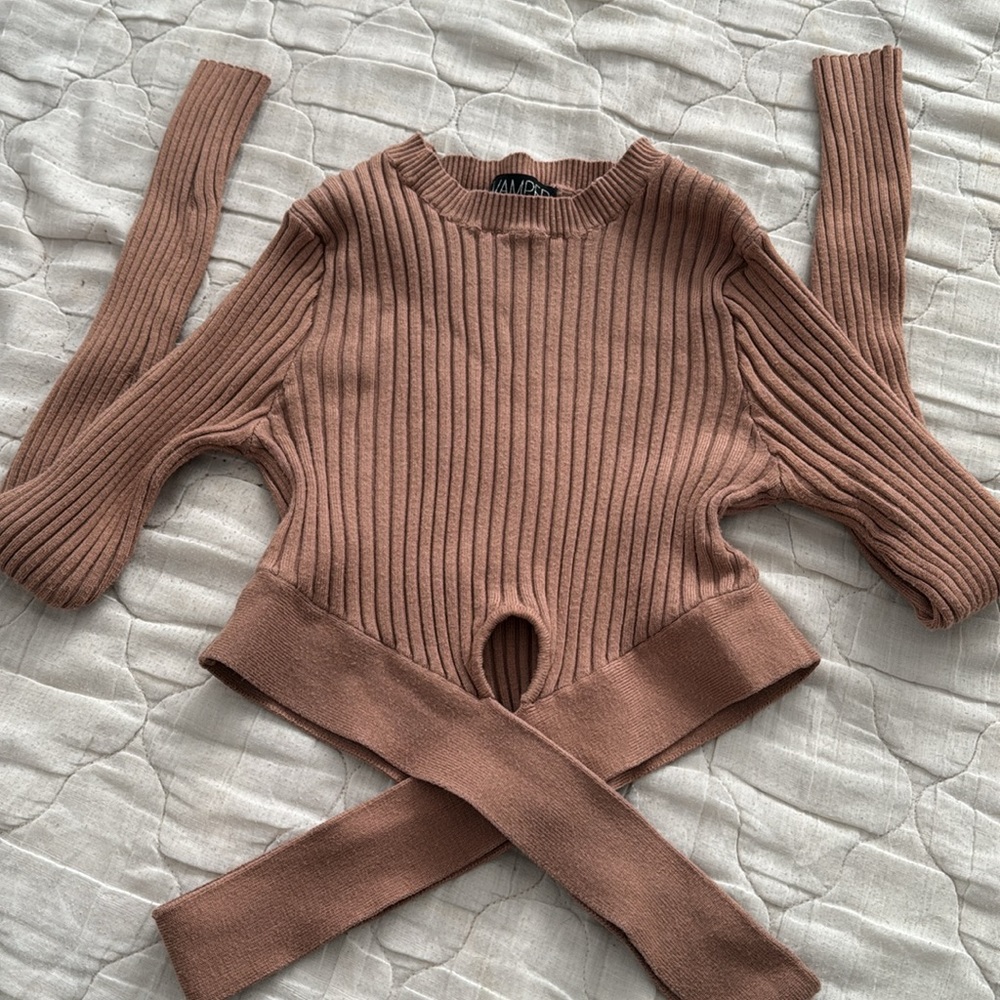 REVAMPED Ribbed Crop Sweater - Picture 2 of 2